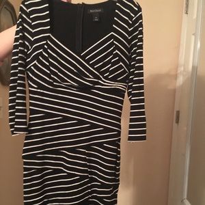 Like new sz 10 White House Black Market dress